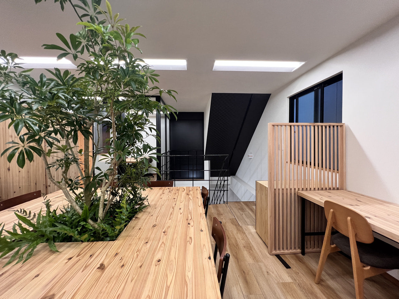 flow フロー パーテーション 間仕切り オフィス家具 天然木 キイノクス